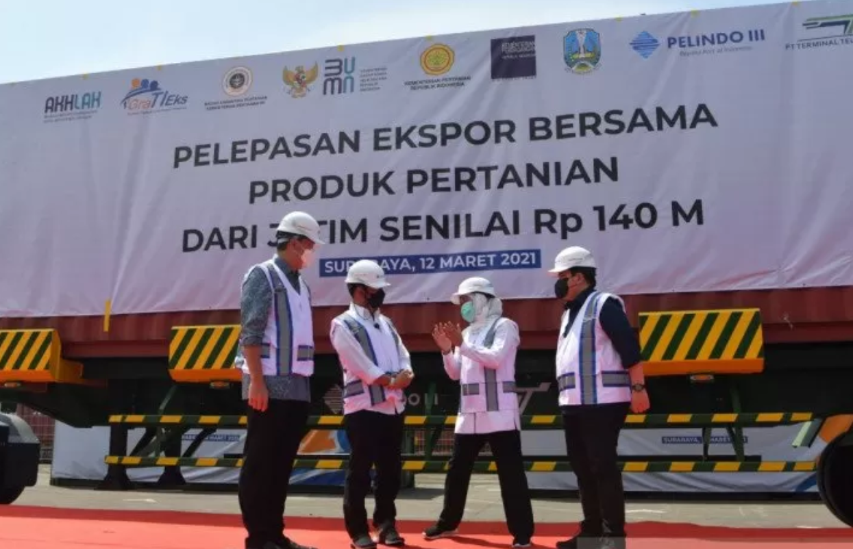 Tiga Menteri Lepas Ekspor Produk Pertanian Jatim Senilai Rp140 Miliar di Teluk Lamong (Foto: Ist/Ant)