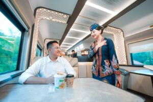 Selama Bulan Ramadhan, Kuliner Kereta Siapkan Menu Takjil untuk Penumpang Kereta Api